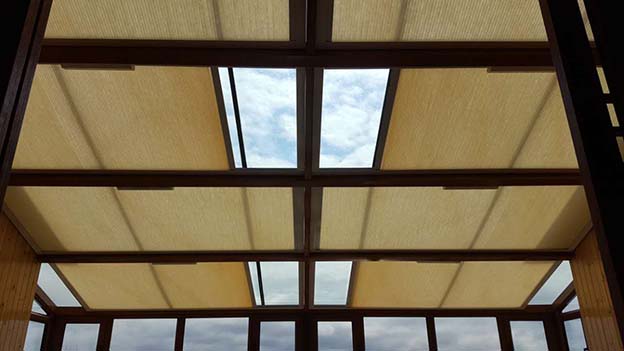 电动蜂巢天棚帘