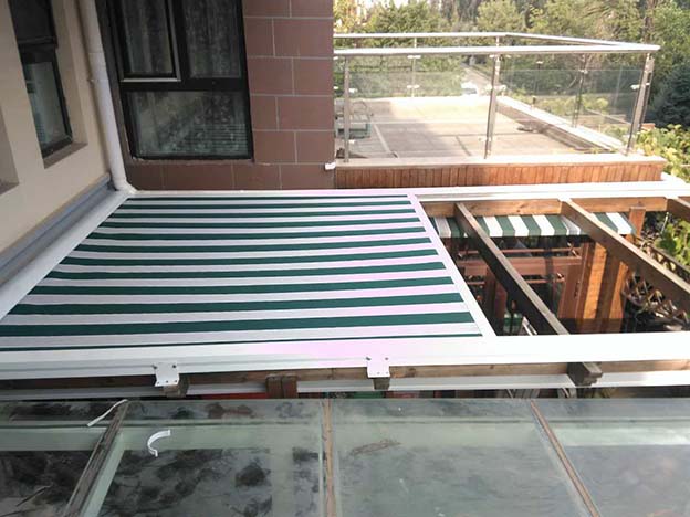 别墅电动天幕棚